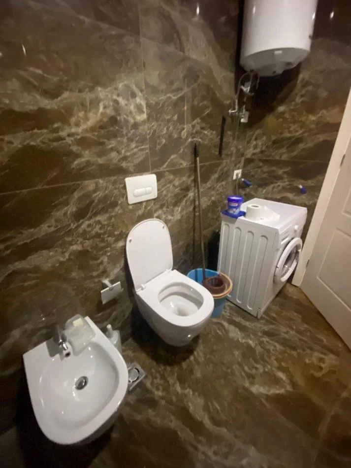 Tirane, jepet me qera apartament 1+1 Kati 4, 73 m² 500 € (Kompleksi Mateo)