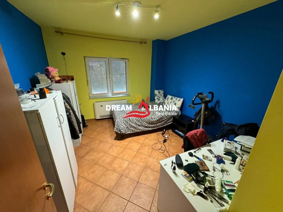 Tirane, jepet me qera apartament 2+1 , 130 m² 700 € (ne Don Bosko, prane Bar Artistit)