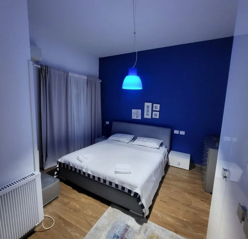 Tirane, jepet me qera apartament 2+1 Kati 2, 80 m² 750 € (Rr. Sulejman Delvina)