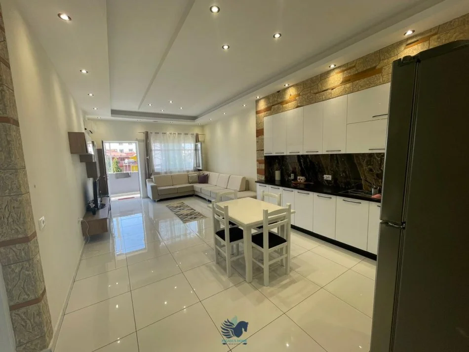 Jepen Me Qera 4 Apartament 2+1/1+1 Tek Jordan Misja [ID PV0479]