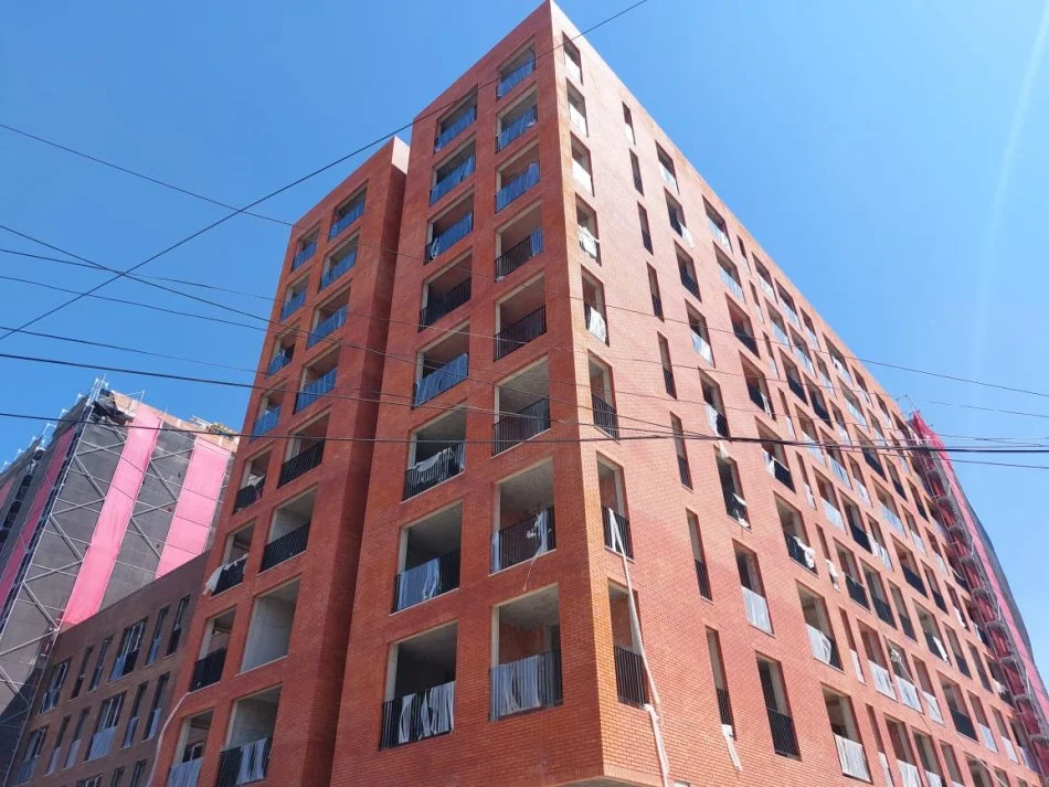 Tirane, shes apartament 2+1+Ballkon Kati 6, 99 m² 134.000 € (Siri Kodra ish/Restorant Durresi)