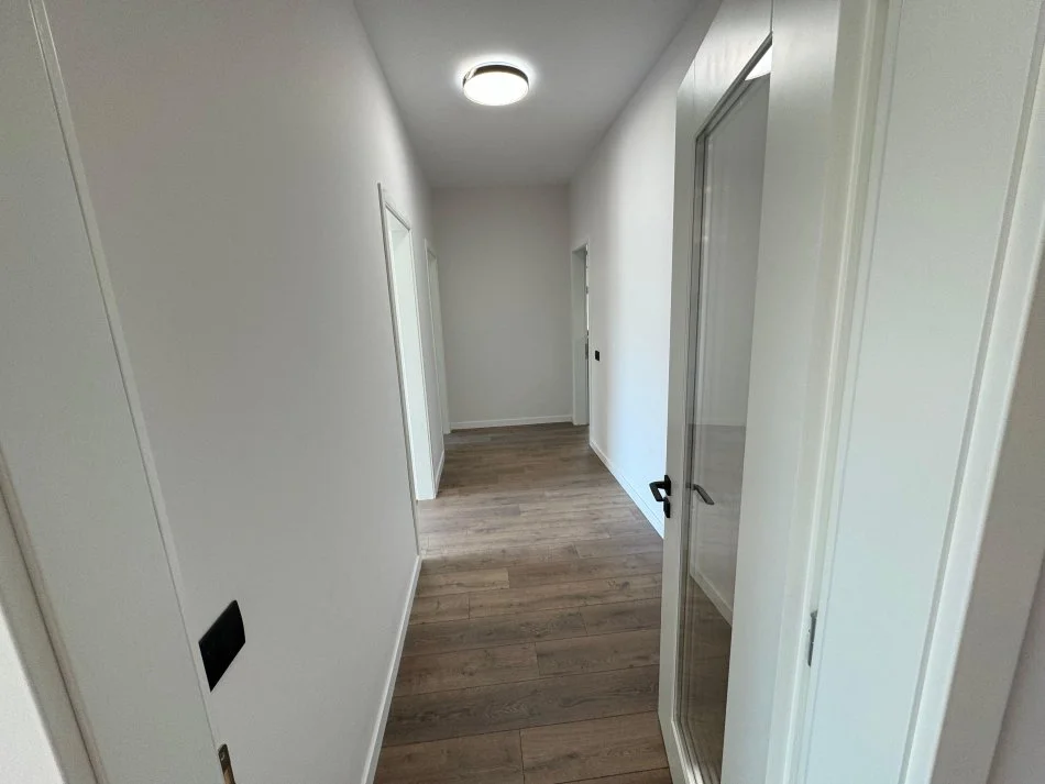 Tirane, shitet apartament 2+1 Kati 5, 120 m² 230.000 € (Liqeni i Thate)