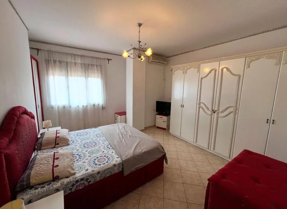 Tirane, jepet me qera apartament 2+1 Kati 8, 87 m² 600 € (RR e Kavajes)