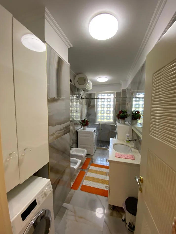 🔑 Apartament 3+1+2 ne shitje te UET 🔑