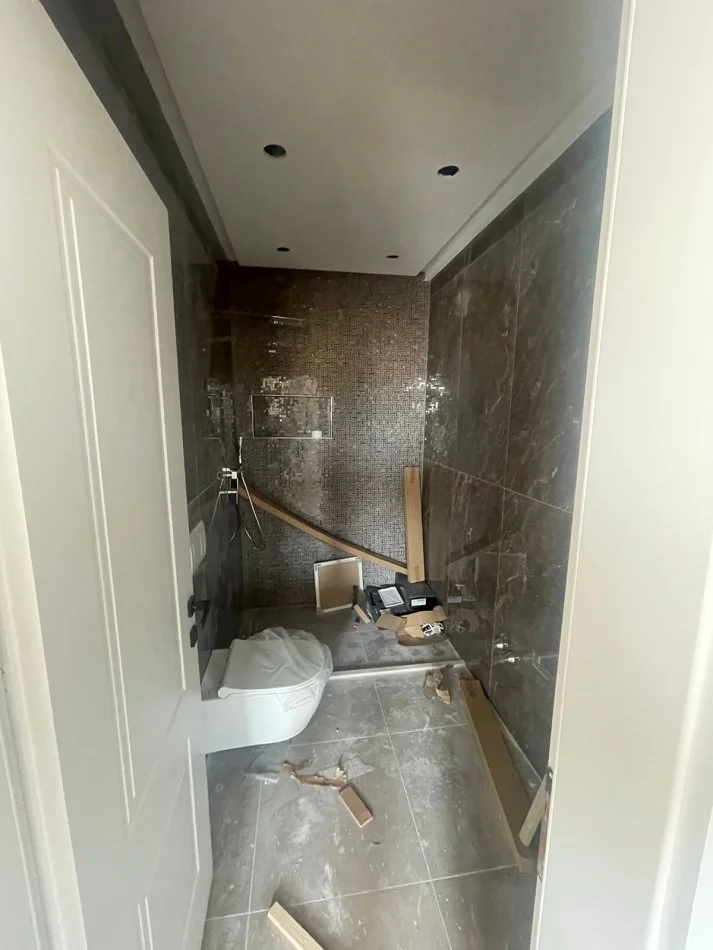 Tirane, shitet 2+1+Ballkon Kati 6, 100 m² 275.000 € (Komuna e Parisit)