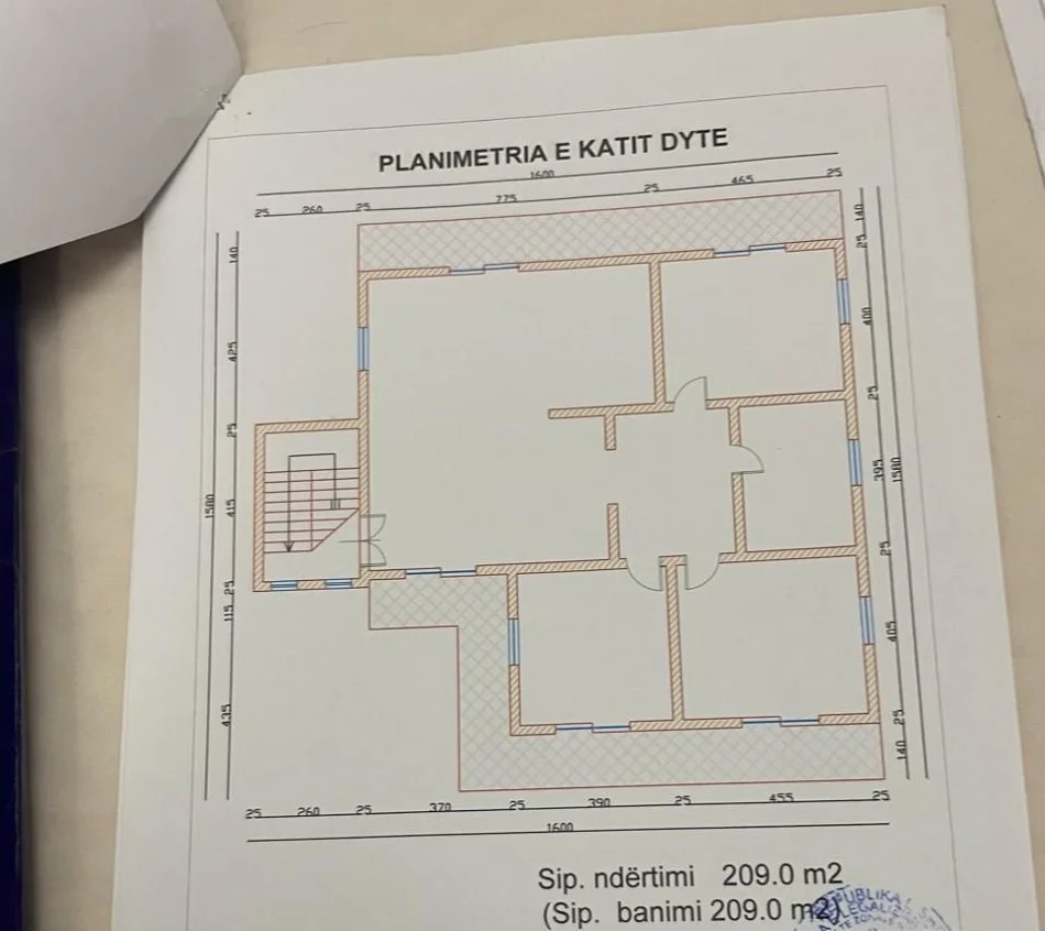 Tirane, jepet me qera apartament Kati 2, (astir)