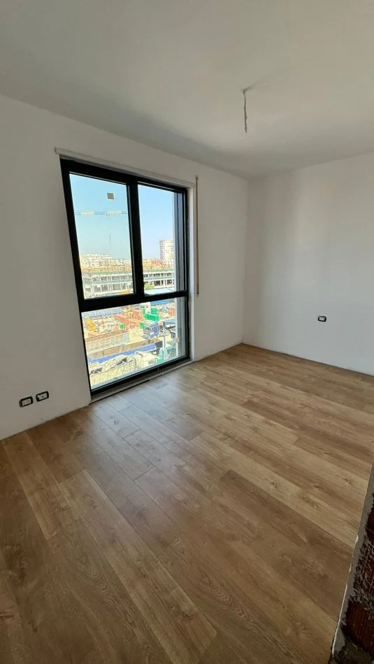 Tirane, shitet apartament 2+1+Aneks+Ballkon Kati 4, 117 m² 158.000 € (Ish Dogana, Akses Tirana)