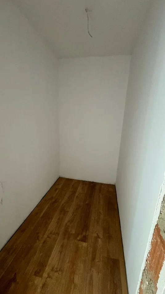 Tirane, shitet apartament 2+1+Aneks+Ballkon Kati 4, 117 m² 158.000 € (Ish Dogana, Akses Tirana)