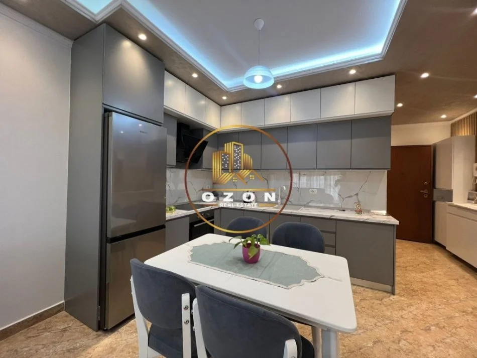 JEPET ME QERA SUPER APARTAMENT 2+1+2 TEK KOMPLEKSI VIZION PLUS, DON BOSKO!