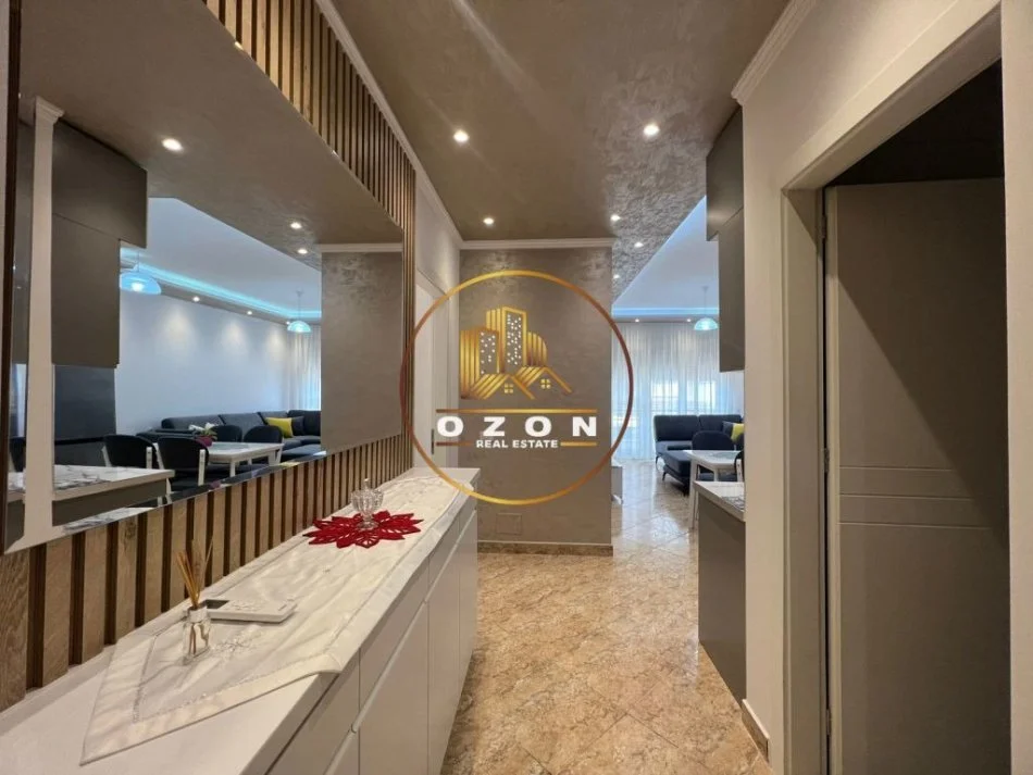 JEPET ME QERA SUPER APARTAMENT 2+1+2 TEK KOMPLEKSI VIZION PLUS, DON BOSKO!