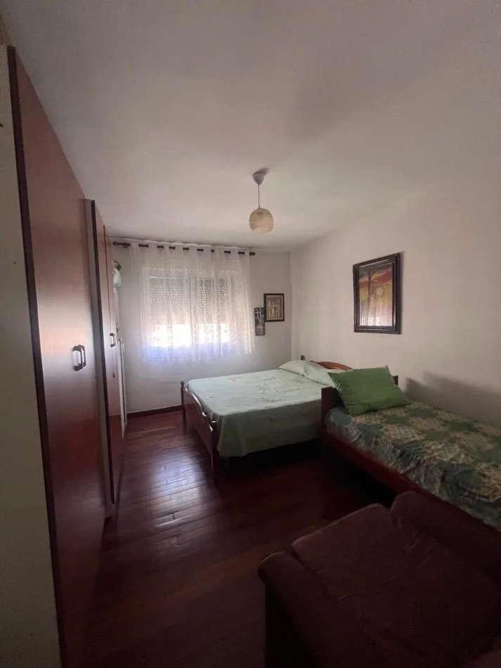 Durres, shitet apartament 1+1+Ballkon Kati 5, 67 m² 65.000 € (Lagjia . 6 prane shkolles Eftali Koci)