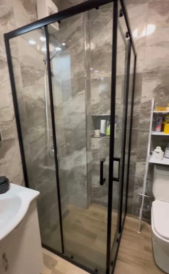 Durres, shitet apartament 2+1+Ballkon Kati 2, 98 m² 130.000 € (Lagjia 13, plazh (Iliria))