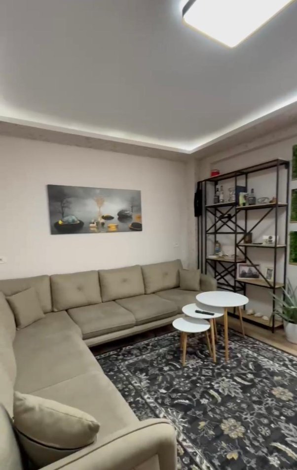 Durres, shitet apartament 2+1+Ballkon Kati 2, 98 m² 130.000 € (Lagjia 13, plazh (Iliria))