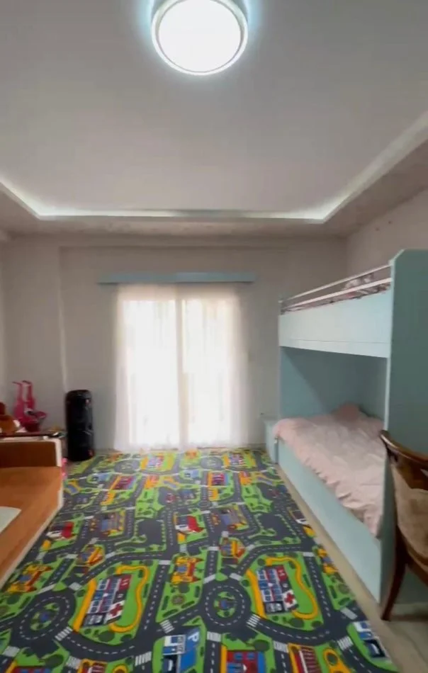 Durres, shitet apartament 2+1+Ballkon Kati 2, 98 m² 130.000 € (Lagjia 13, plazh (Iliria))