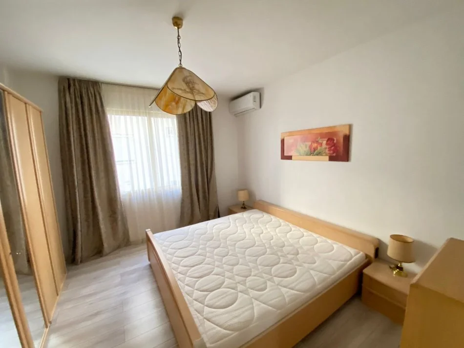 Tirane, jepet me qera apartament 1+1 Kati 2, 80 m² 600 € (Kopshti Zologjik)