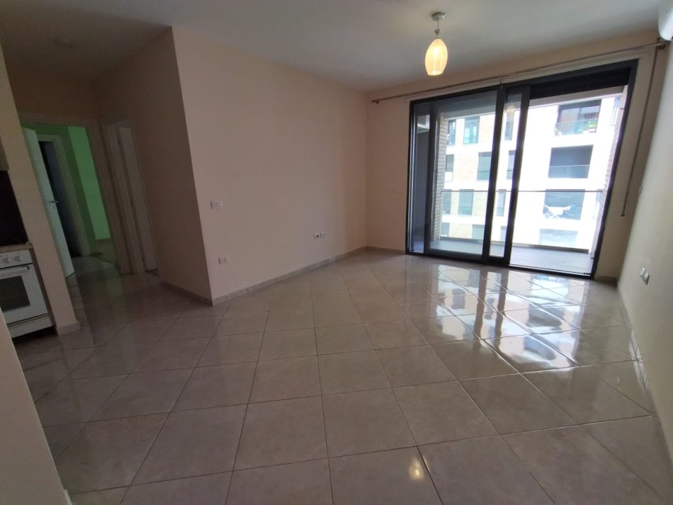 Tirane, jap me qera apartament Kati 3, 2+1+2,90 m² 550 € (Don Bosko,Kompleksi Fiori di Bosko)