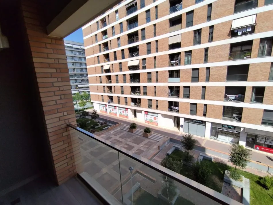 Tirane, jap me qera apartament Kati 3, 2+1+2,90 m² 550 € (Don Bosko,Kompleksi Fiori di Bosko)