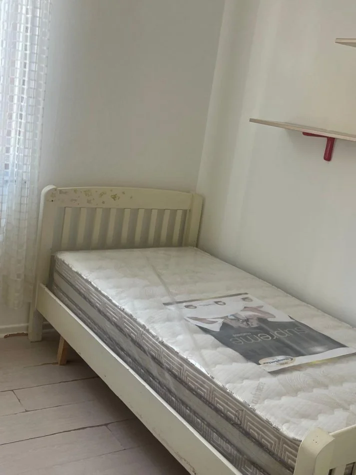Tirane, Apartament 2+1 me qira Kati 3, 130 m² 600 € ( Rruga Siri Kodra )