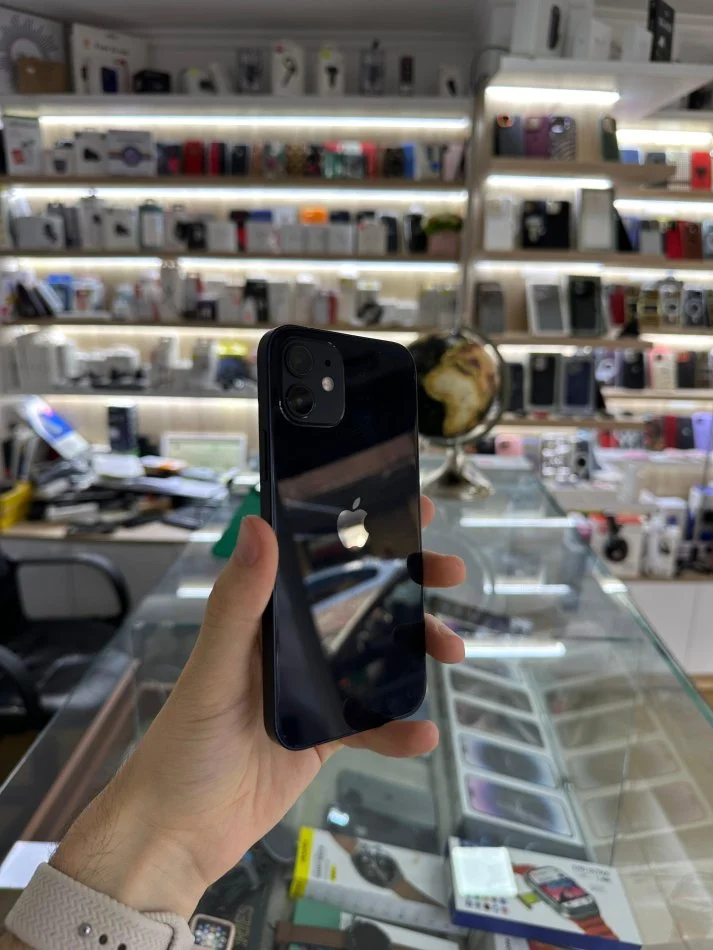 Tirane, shes Celular-Smartphone IPHONE 12