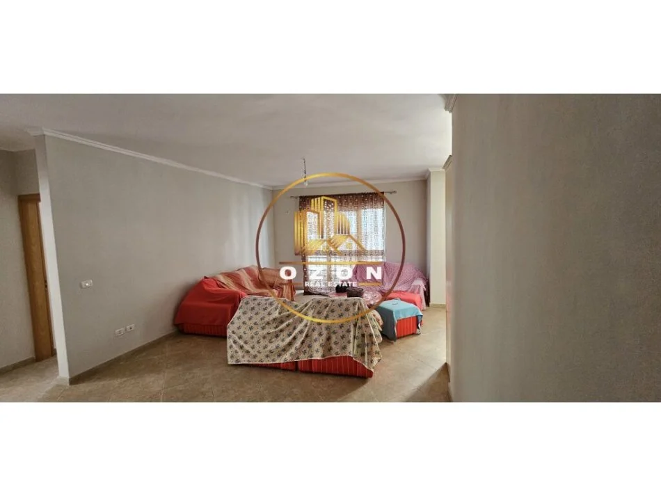 Apartament 2+1+2 për Qera në Astir!