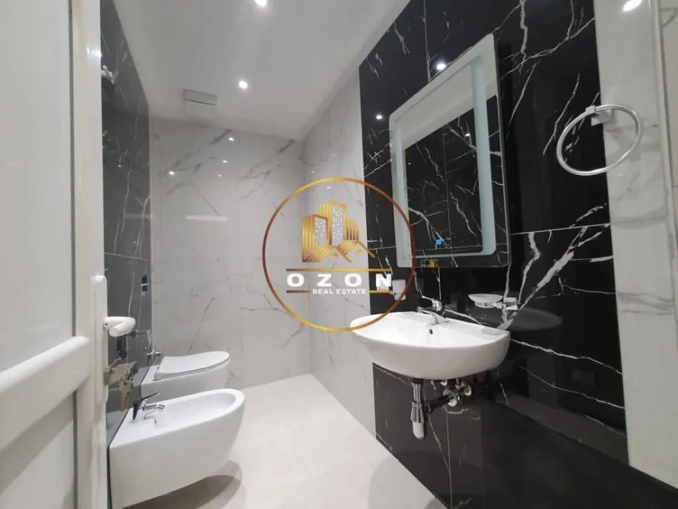 Apartament për  Shitje me Post Parkimi tek Rezidenca Touch of the Sun!