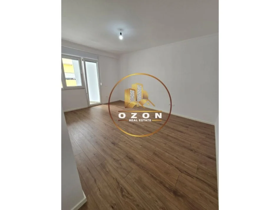Apartament 2+1+2 për Shitje tek Condor Center!
