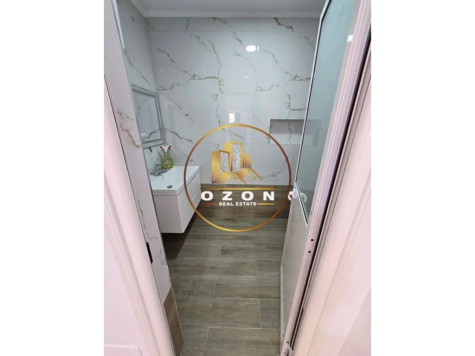 Apartament 2+1+2 për Shitje tek Condor Center!