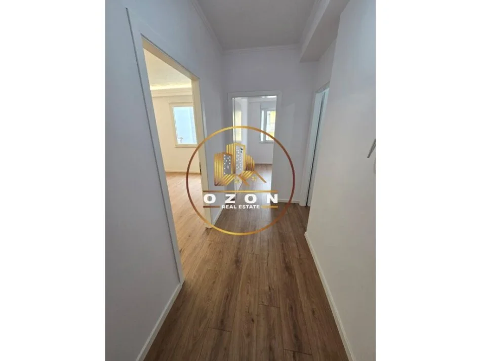 Apartament 2+1+2 për Shitje tek Condor Center!