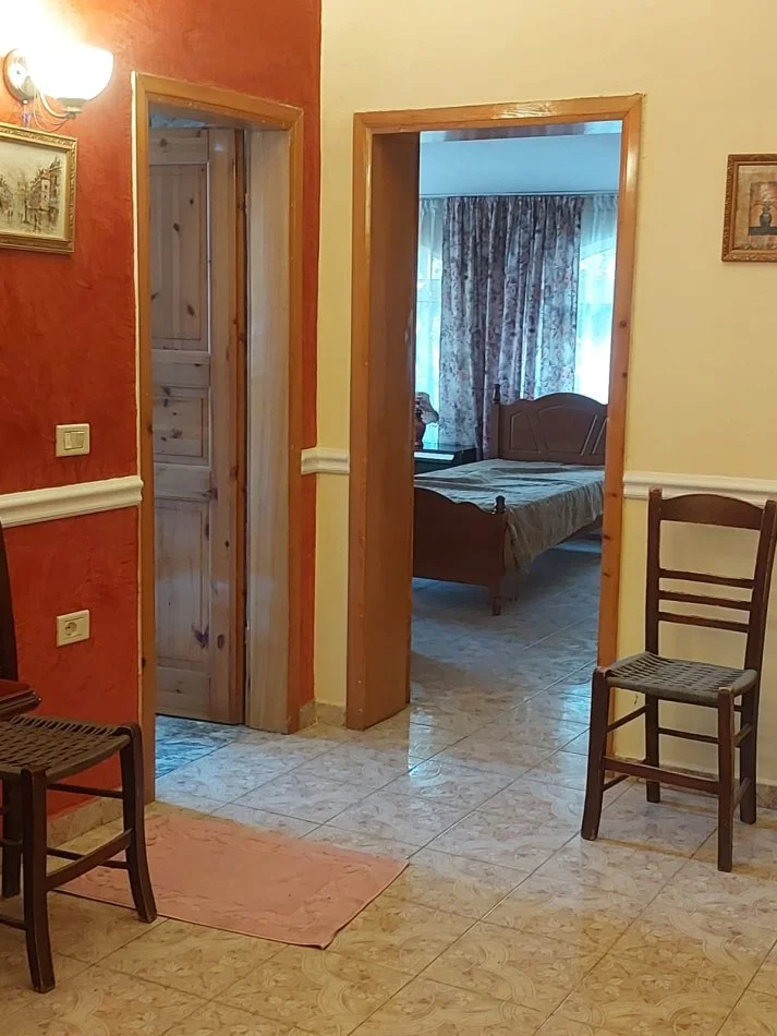 Tirane, Apartament 2+1 me qira Kati 3, 132 m² 55 000 ALL  ( Komuna e Parisit )