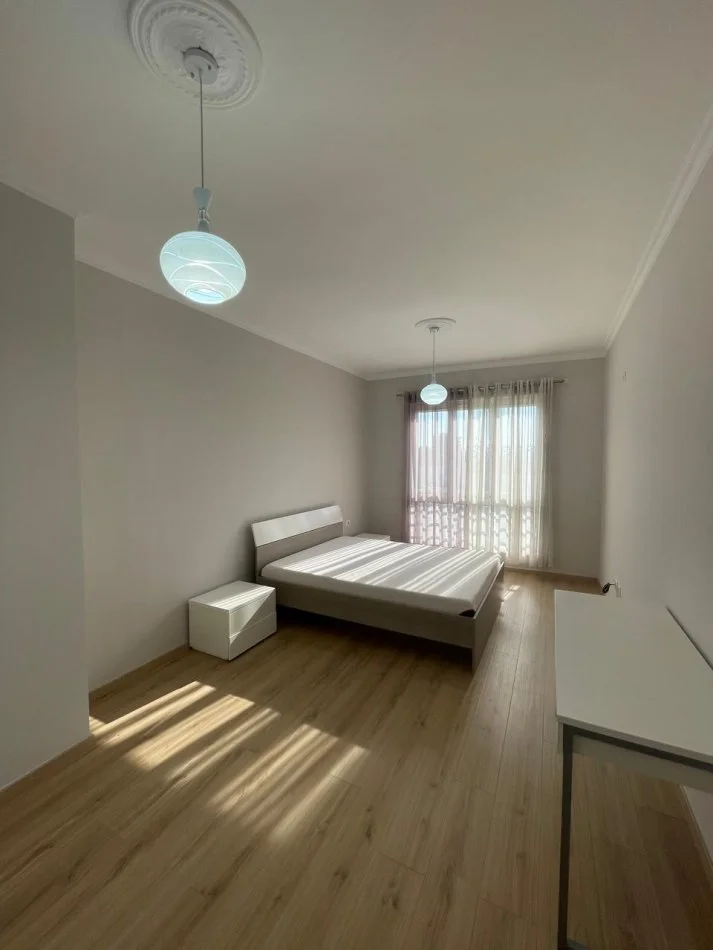 Tirane, jepet me qera apartament 2+1 Kati 6, 98 m² 600 € (karl gega)