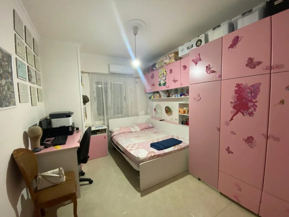 Tirane, shitet apartament 2+1 Kati 9, 80 m² 180.000 € 