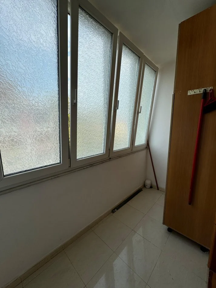 Tirane, jepet me qera apartament 2+1 Kati 3, 100 m² 400 € (Bulevardi i Ri)