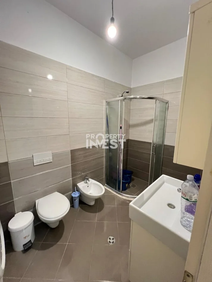 Tirane, jepet me qera apartament 2+1 Kati 1, 109 m² 500 € (Kodra Diellit)