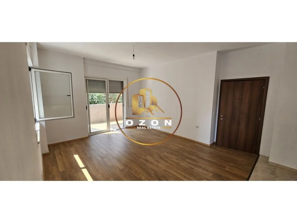 Apartament 2+1+2 për Qira pranë Kompleksit Leonora!
