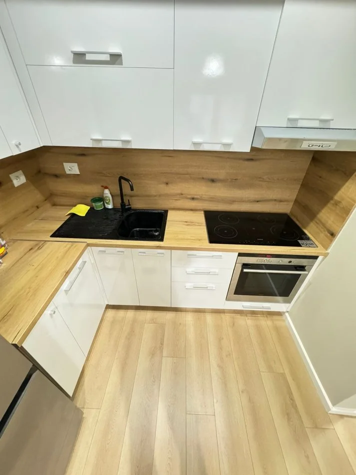 Vlore, shitet apartament Kati 4, 71 m² 175.000 € (LungoMare)