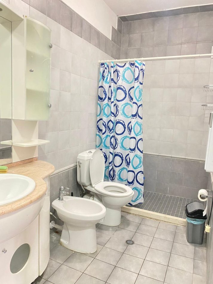 Durres, jepet me qera apartament 2+1+Ballkon Kati 12, 100 m² 400 € (Te Poliklinika)