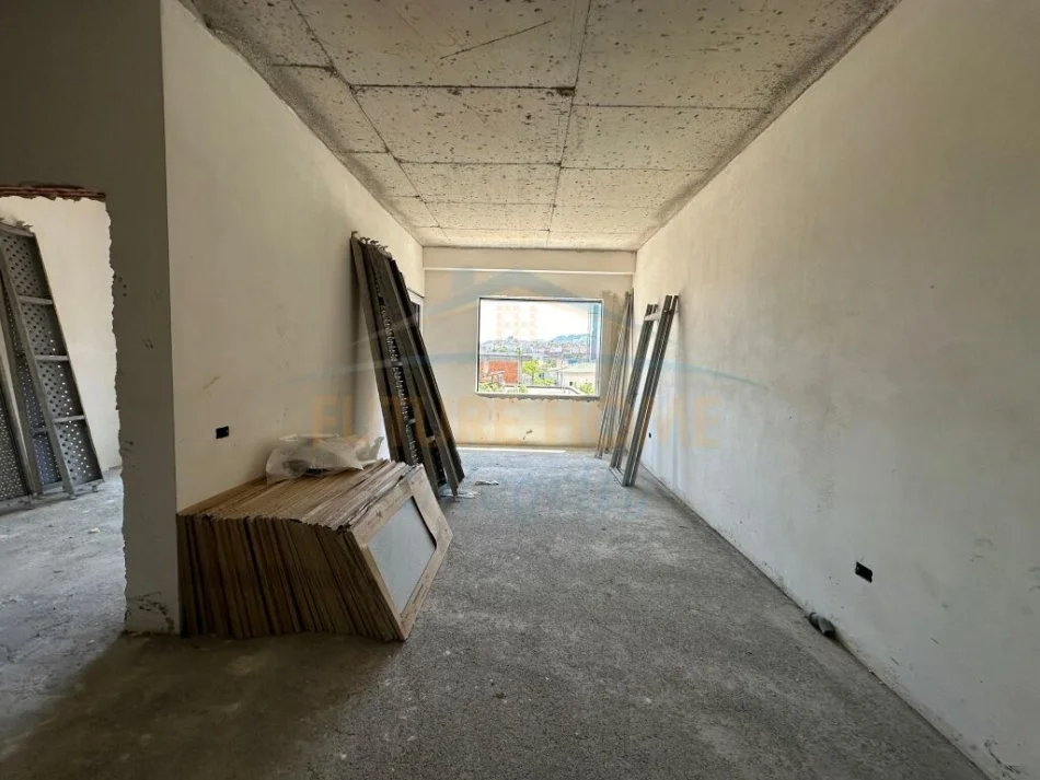 Tirane, shitet apartament 2+1 Kati 2, 86 m² 160.000 € (SPITALI AMERIKAN 3)