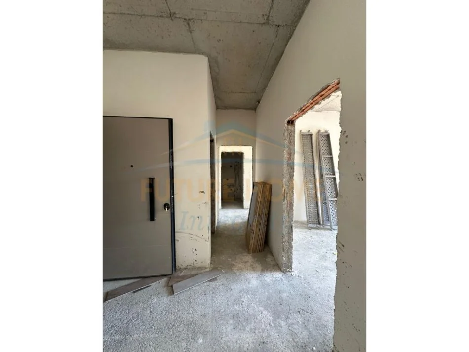 Tirane, shitet apartament 2+1 Kati 2, 86 m² 160.000 € (SPITALI AMERIKAN 3)