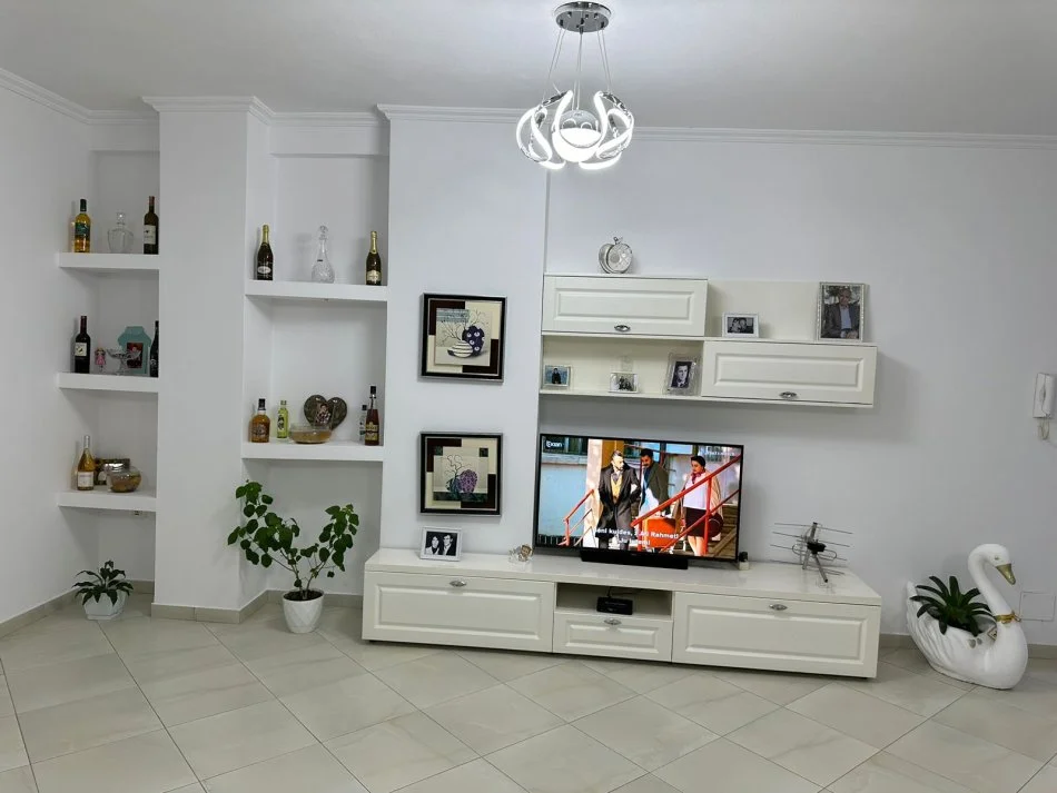 Tirane, shitet apartament Kati 2, 137 m² 178.100 € (Rruga Mikel Maruli)