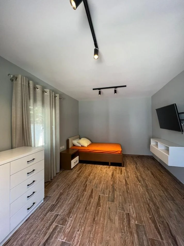 Qerret, shitet Vile , 616 m² 450.000 € 