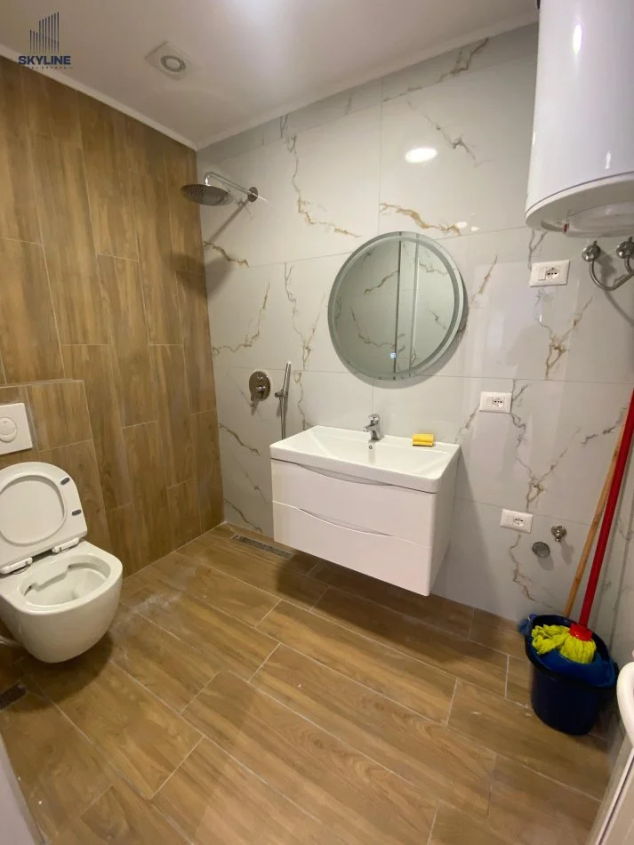 Tirane, shitet apartament 2+1 Kati 2, 87 m² (Rruga Faik Konica)