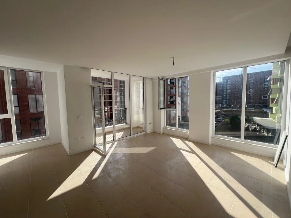 Tirane, jepet me qera apartament 2+1+Ballkon Kati 3, 100 m² 500 € (Rruga Jordan Misja)