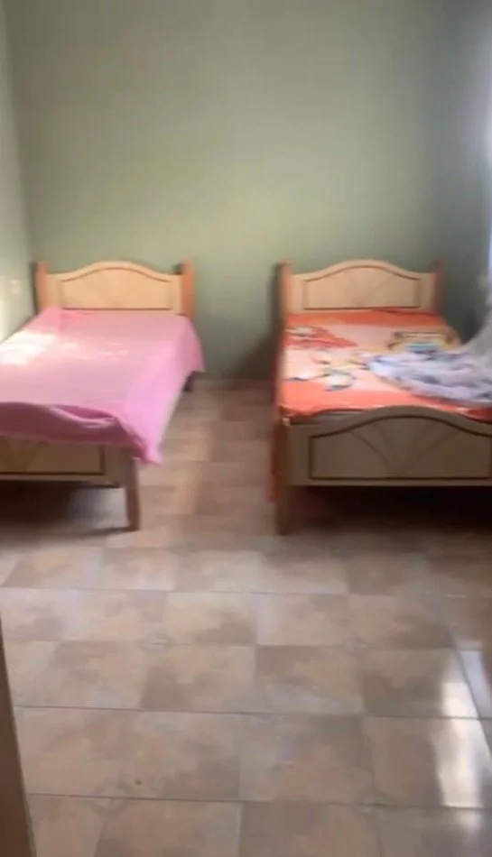 Tirane, jepet me qera apartament 1+1 Kati 1, 83 m² 300 € (Kodra e Priftit)