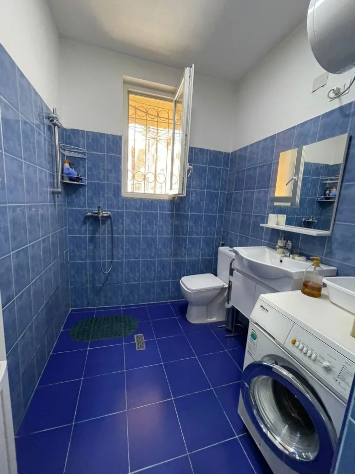 Shqiperi, jepet me qera apartament 1+1 Kati 1, 60 m² 600 € 