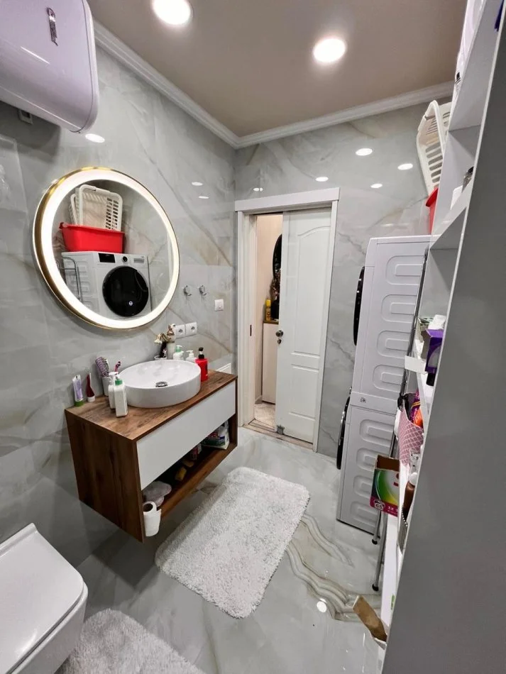 Tirane, Apartament duplex 2+1 per shitje  Kati 5, 100 m² 900 € ( Kodra e Diellit)