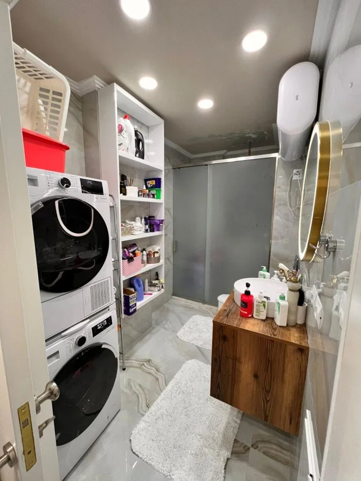 Tirane, Apartament duplex 2+1 per shitje  Kati 5, 100 m² 900 € ( Kodra e Diellit)