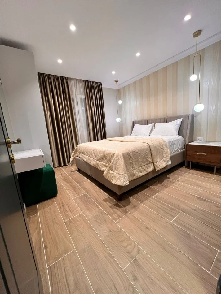 Tirane, Apartament 2+1 per qira Kati 7, 100 m² 1.300 € (Kopshti Botanik)