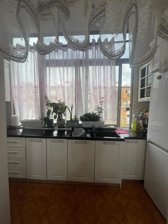 Tirane, shitet 2+1+Aneks Kati 4, 72 m² 170.000 € (Myslym Shyri)