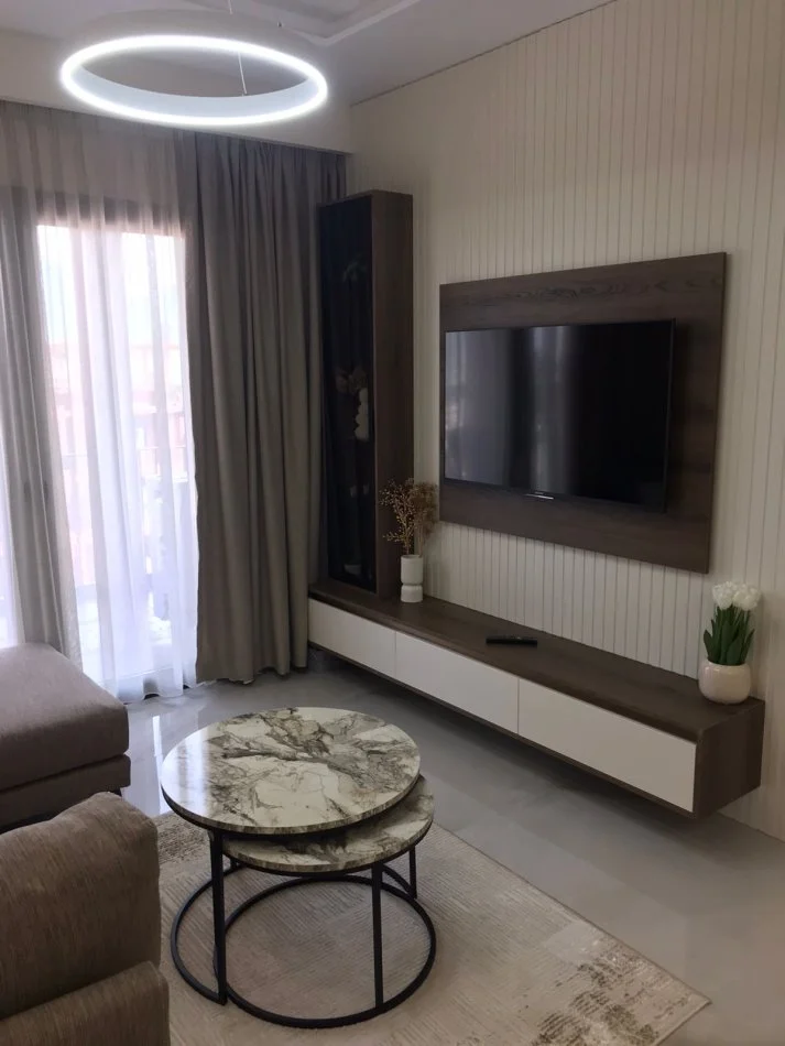Tirane, Apartament 2+1+ 2 me qira  Kati 17, 100 m² 1.200 € (Rruga Kavajes)