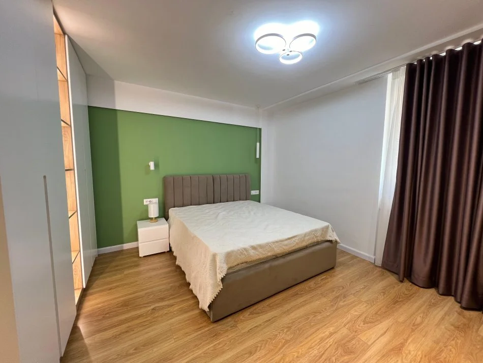 Tirane, jepet me qera apartament Dublex Kati 2, 120 m² 1.200 € (QENDER)